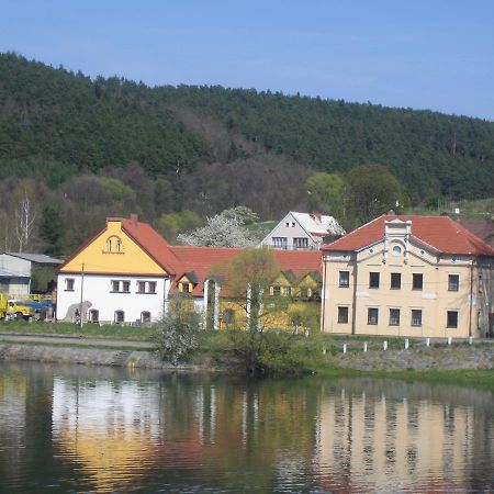 Penzion Paták Kamyk nad Vltavou Esterno foto